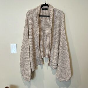 Baggy Beige Cardigan with Balloon Sleeves and Pockets. size Medium